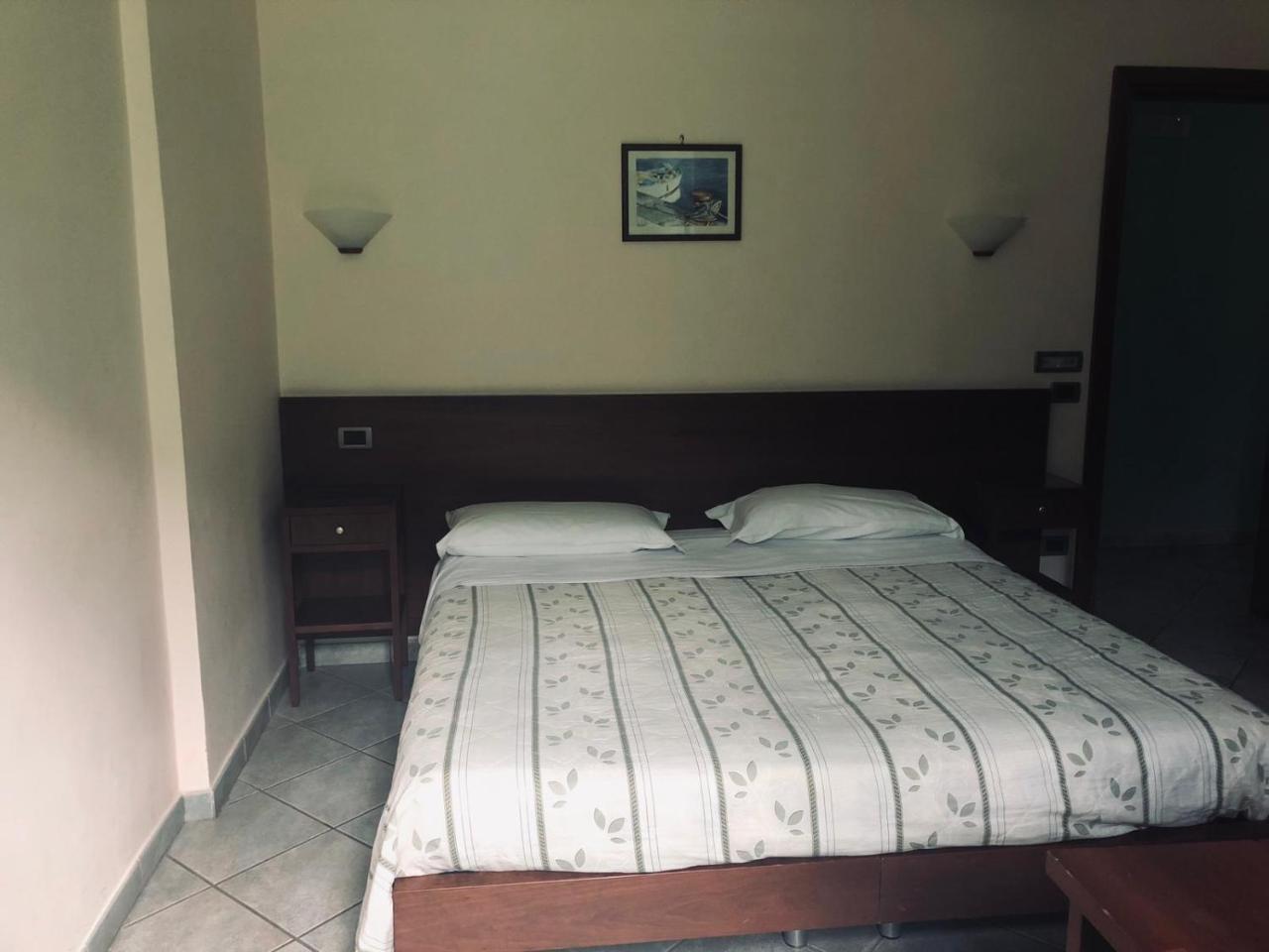 Hotel Elisabetta Castellammare di Stabia Εξωτερικό φωτογραφία