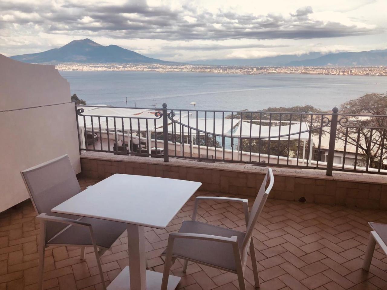 Hotel Elisabetta Castellammare di Stabia Εξωτερικό φωτογραφία